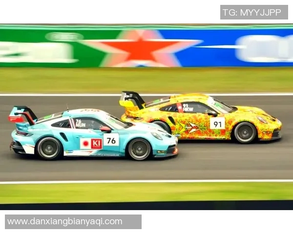 F1赛道风云再起精彩瞬间全景回顾速度与激情燃动赛季