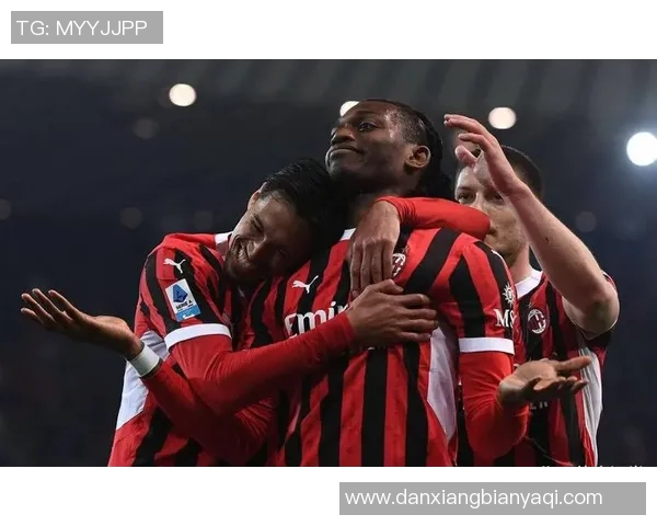 冲突升级！AC米兰与教练发生激烈争执