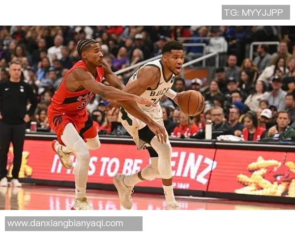 冲突升级！字母哥与教练发生激烈争执